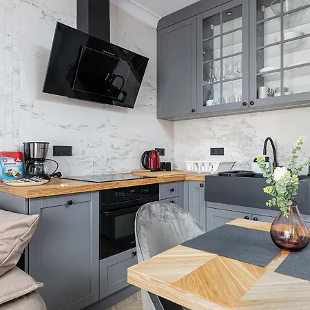 Apartamento Rentplanet - Zabkowska